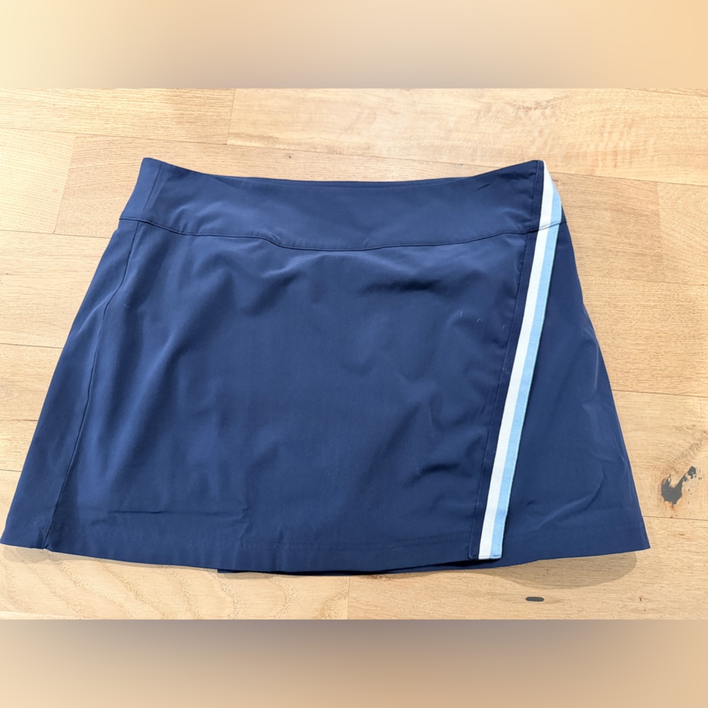 Vineyard Vines Navy Performance Skirt